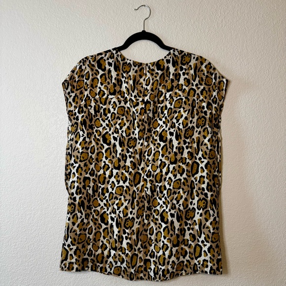 Tory Burch Women’s Leopard Print Silk Blouse Top - Picture 3 of 13